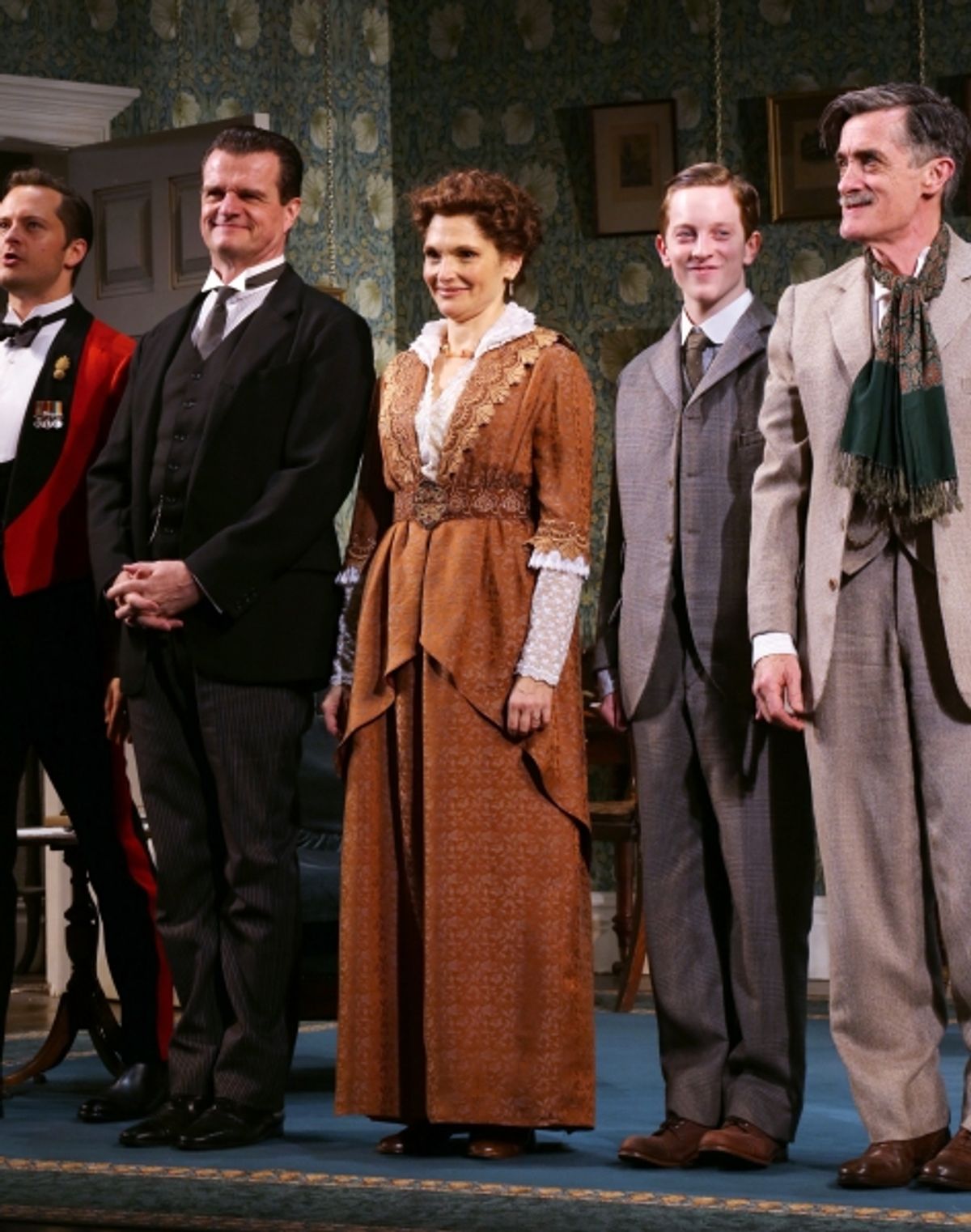 Chandler Williams, Michael Cumpsty, Mary Elizabeth Mastrantonio, Spencer Davis Milford and Roger Rees  at 
