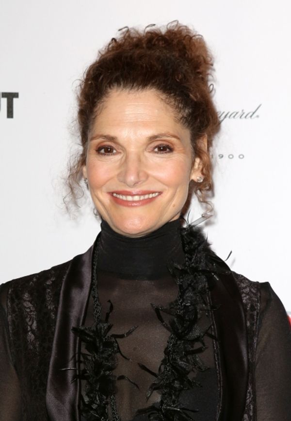 Mary Elizabeth Mastrantonio Photo