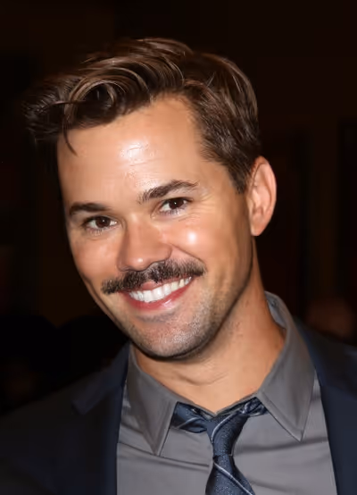 Andrew Rannells Photo