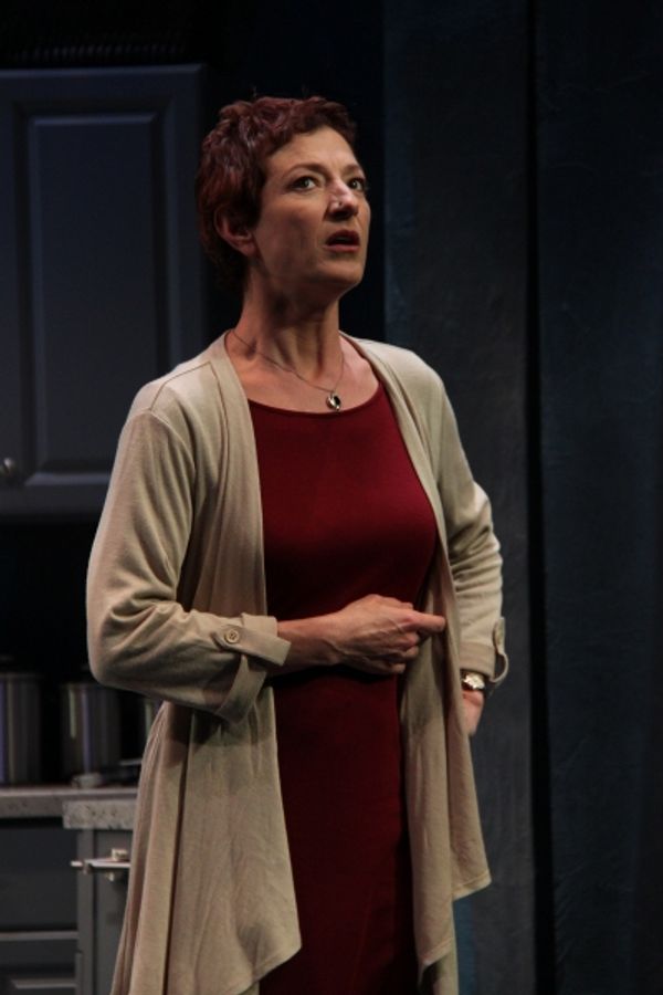  Lise Bruneau as Jane  Photo