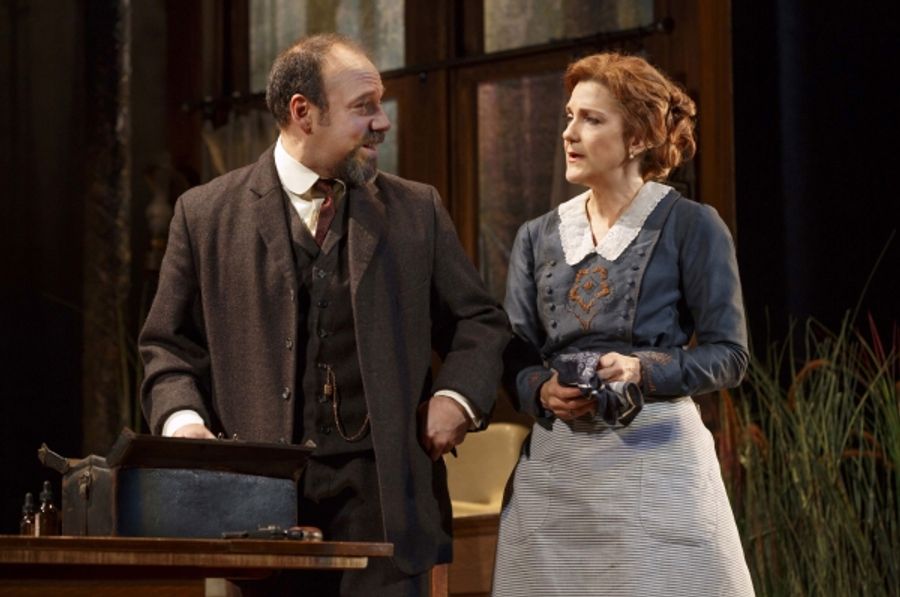Photo Flash: First Look at Mary-Louise Parker, Victoria Clark, Danny Burstein and More in MTC's THE SNOW GEESE! Image