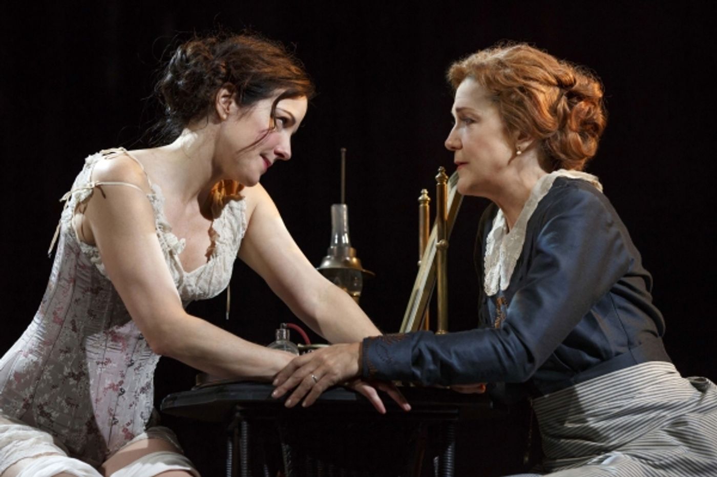 Photo Flash: First Look at Mary-Louise Parker, Victoria Clark, Danny Burstein and More in MTC's THE SNOW GEESE!  Image