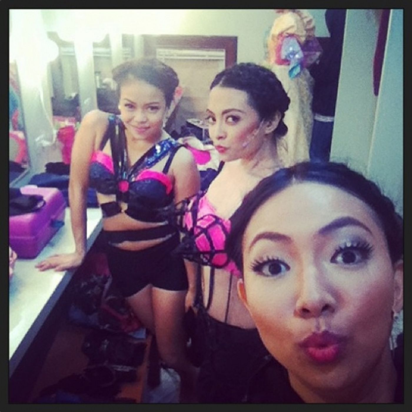 Photo Flash: Saturday Intermission Pics - Oct 19 - Last SIPs - BLUEBIRD OF HAPPINESS in Manila, JUNGLE BOOK and More!  Image