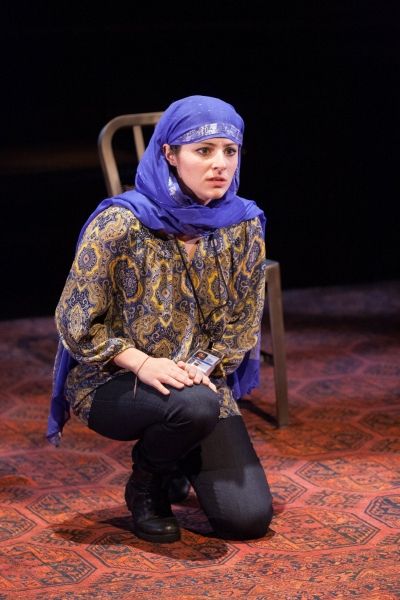 Melis Aker as Roya Photo