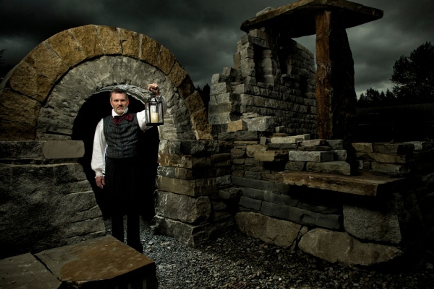 Photo Flash: First Look at Greg Stone in LES MISERABLES at the Village Theatre  Image