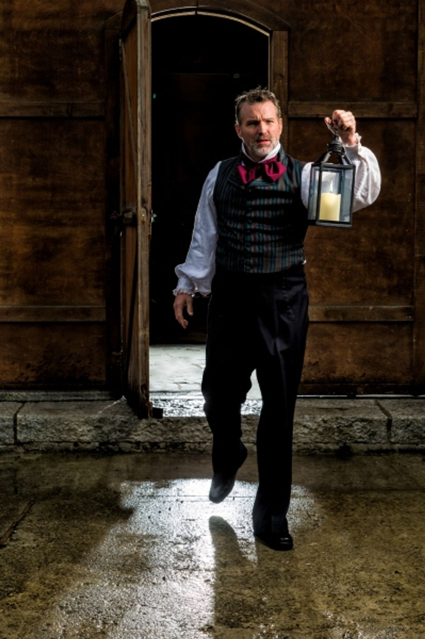 Photo Flash: First Look at Greg Stone in LES MISERABLES at the Village Theatre  Image