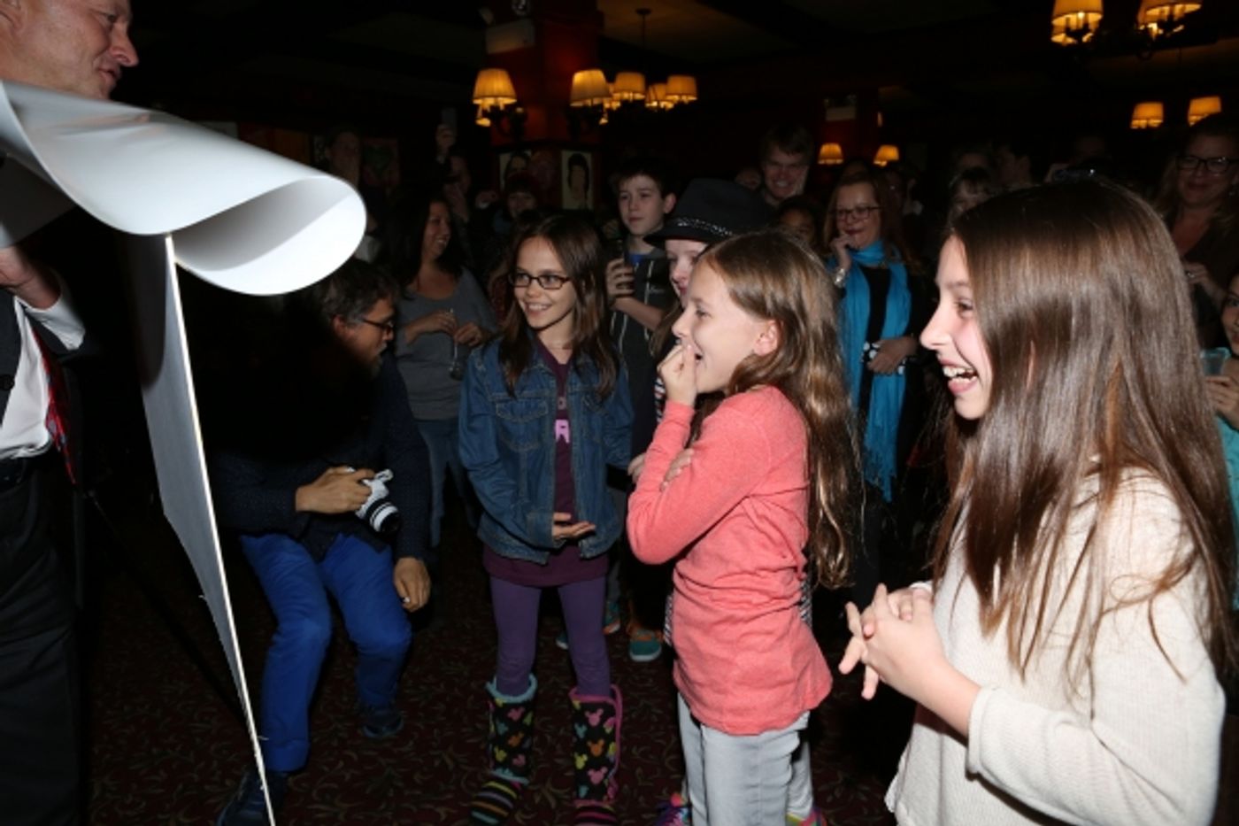 Photo Coverage: MATILDA's Leading Ladies Get Surprise Portrait at Sardi's  Image