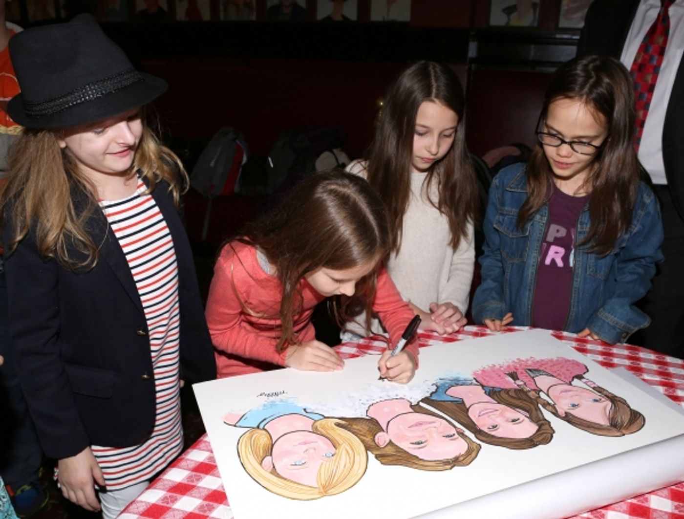 Photo Coverage: MATILDA's Leading Ladies Get Surprise Portrait at Sardi's  Image