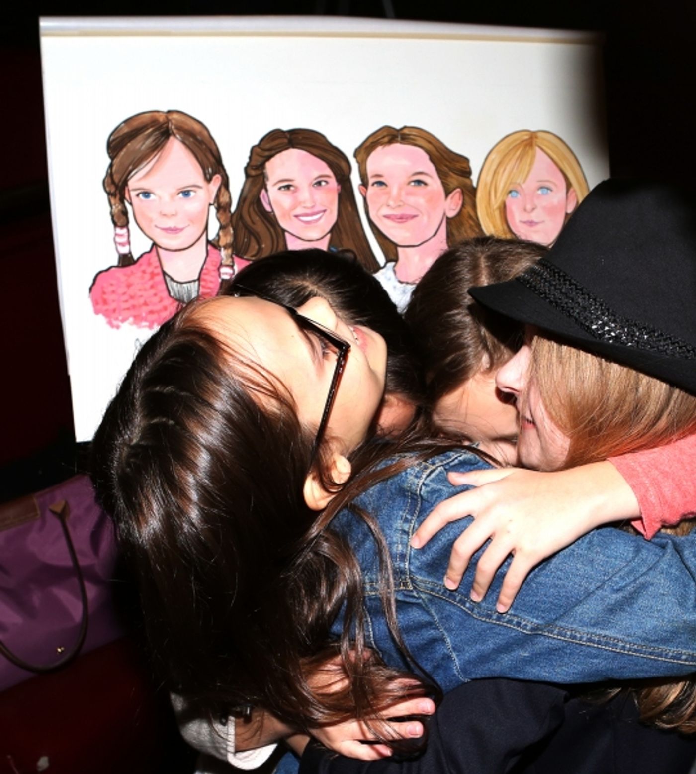 Photo Coverage: MATILDA's Leading Ladies Get Surprise Portrait at Sardi's  Image