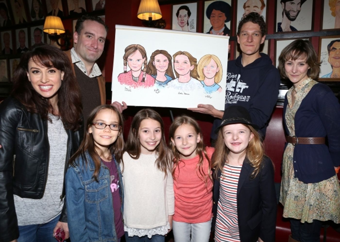 Photo Coverage: MATILDA's Leading Ladies Get Surprise Portrait at Sardi's  Image