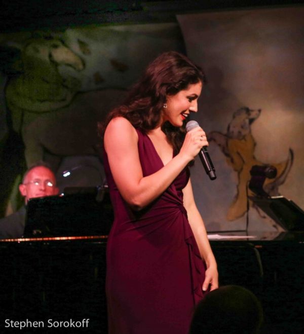 Jennifer Sheehan Photo