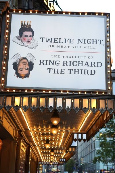 Theatre Marquee: ''Twelfth Night and Richard III'' starring Mark Rylance  Photo