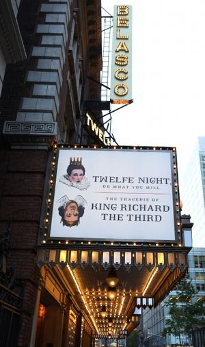 Theatre Marquee: ''Twelfth Night and Richard III'' starring Mark Rylance  Photo