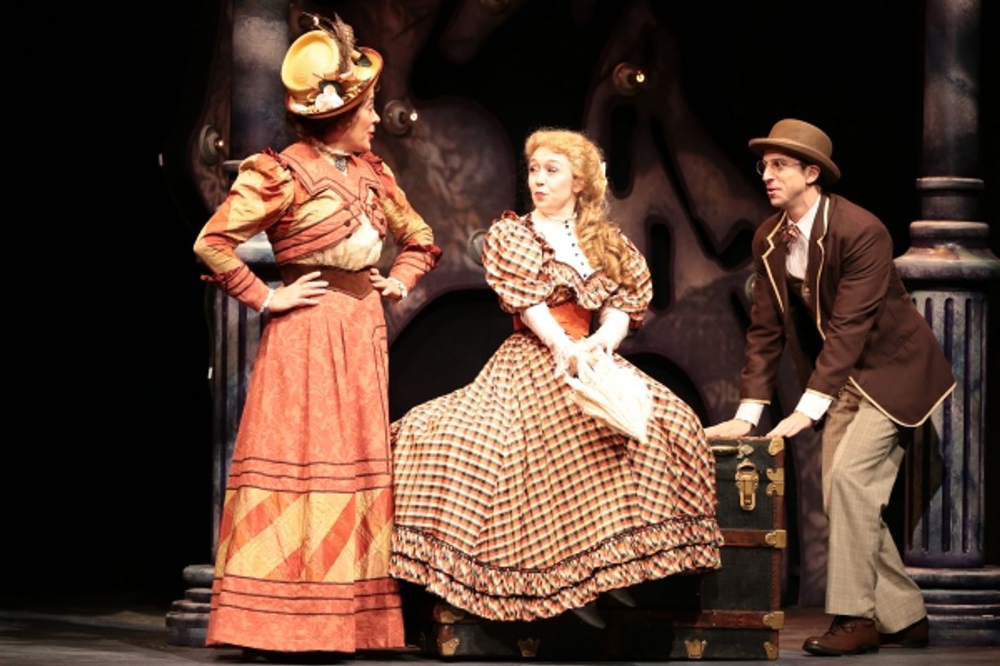 Photo Flash: First Look at Karen Ziemba and More in Drury Lane Theatre's HELLO, DOLLY!  Image