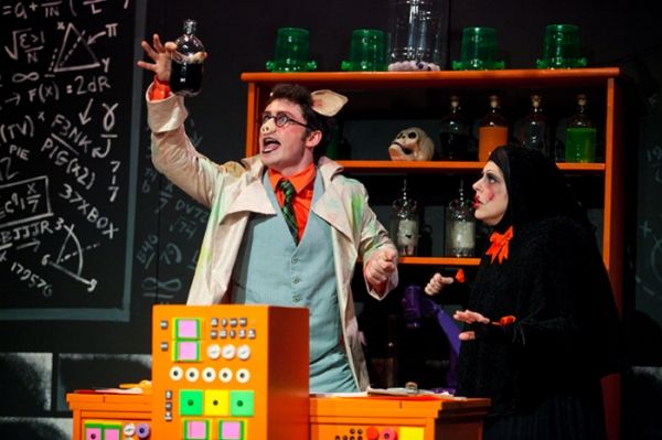 Owen Murphy as Dr. Pig and Rachael Dugas as Feegor Photo