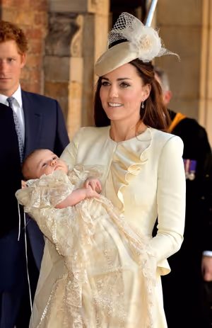 Mandatory Credit: Photo by Rex/REX USA (1807165k)
Catherine Duchess of Cambridge car Photo