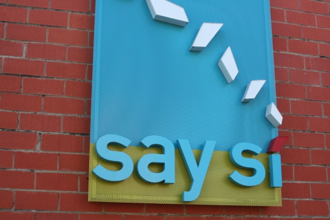 Photo Coverage: PETER AND THE STARCATCHER's Actors and Las Casas Foundation Help Students at Say Si in San Antonio, Texas Image