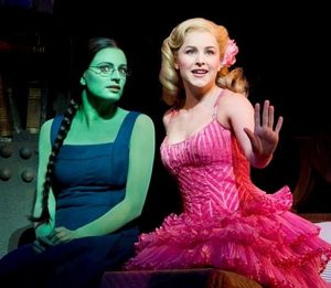 Chandra Lee Schwartz (2011-2012) @ BroadwayWorld Chandra Lee Schwartz (2011-2012) Photo