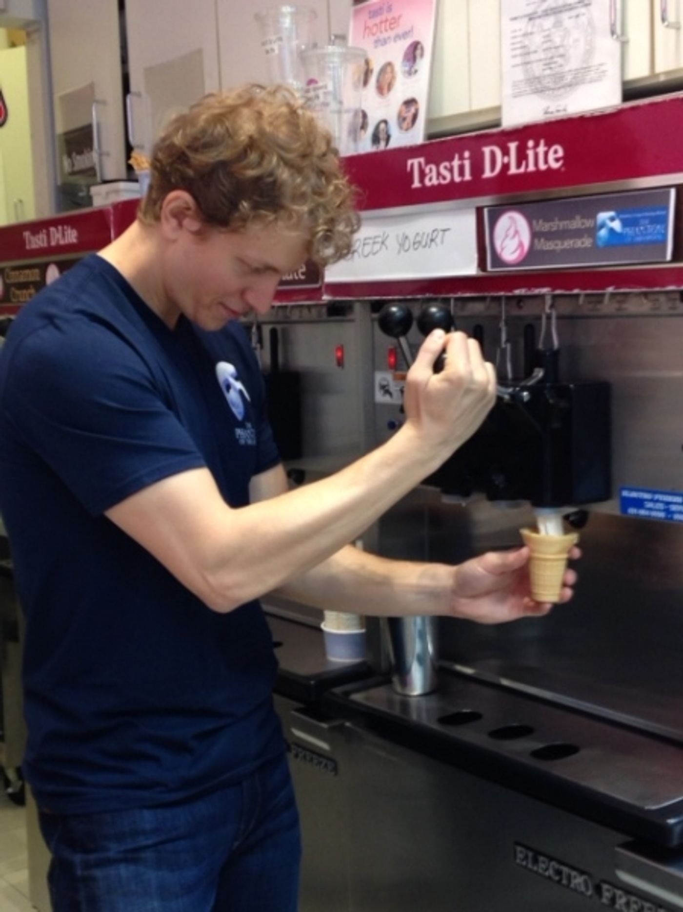 Photo Flash: Mary Michael Patterson and Jeremy Hays Try Tasti D-Lite's PHANTOM-Inspired 'Marshmallow Masquerade'  Image