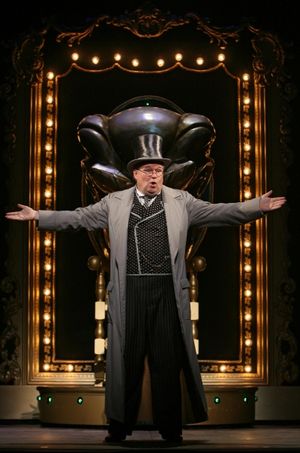 Tom McGowan @ BroadwayWorld Tom McGowan Photo