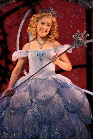 Alli Mauzey @ BroadwayWorld Alli Mauzey Photo