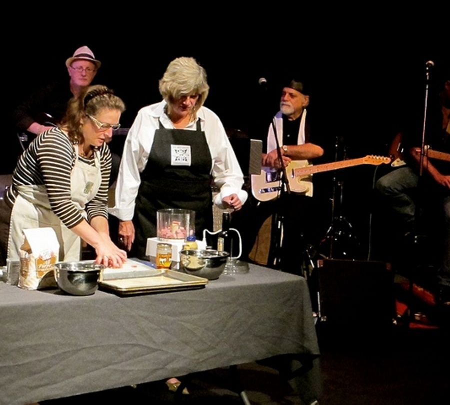 Photo Flash: Sneak Peek - KITSCH 'N B*TCH Returns to WICA Tonight Image