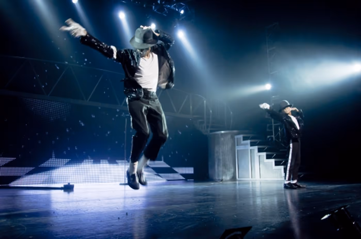 Photo Flash: THRILLER LIVE Celebrates 2,000th Performance in West End Image