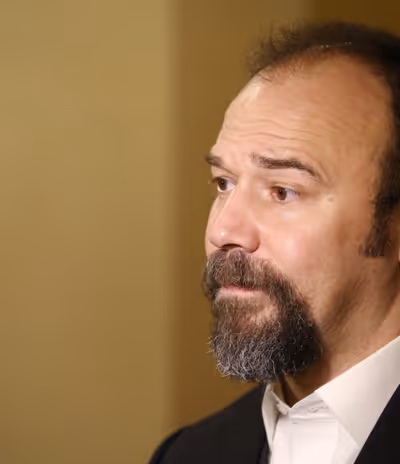 Danny Burstein Photo