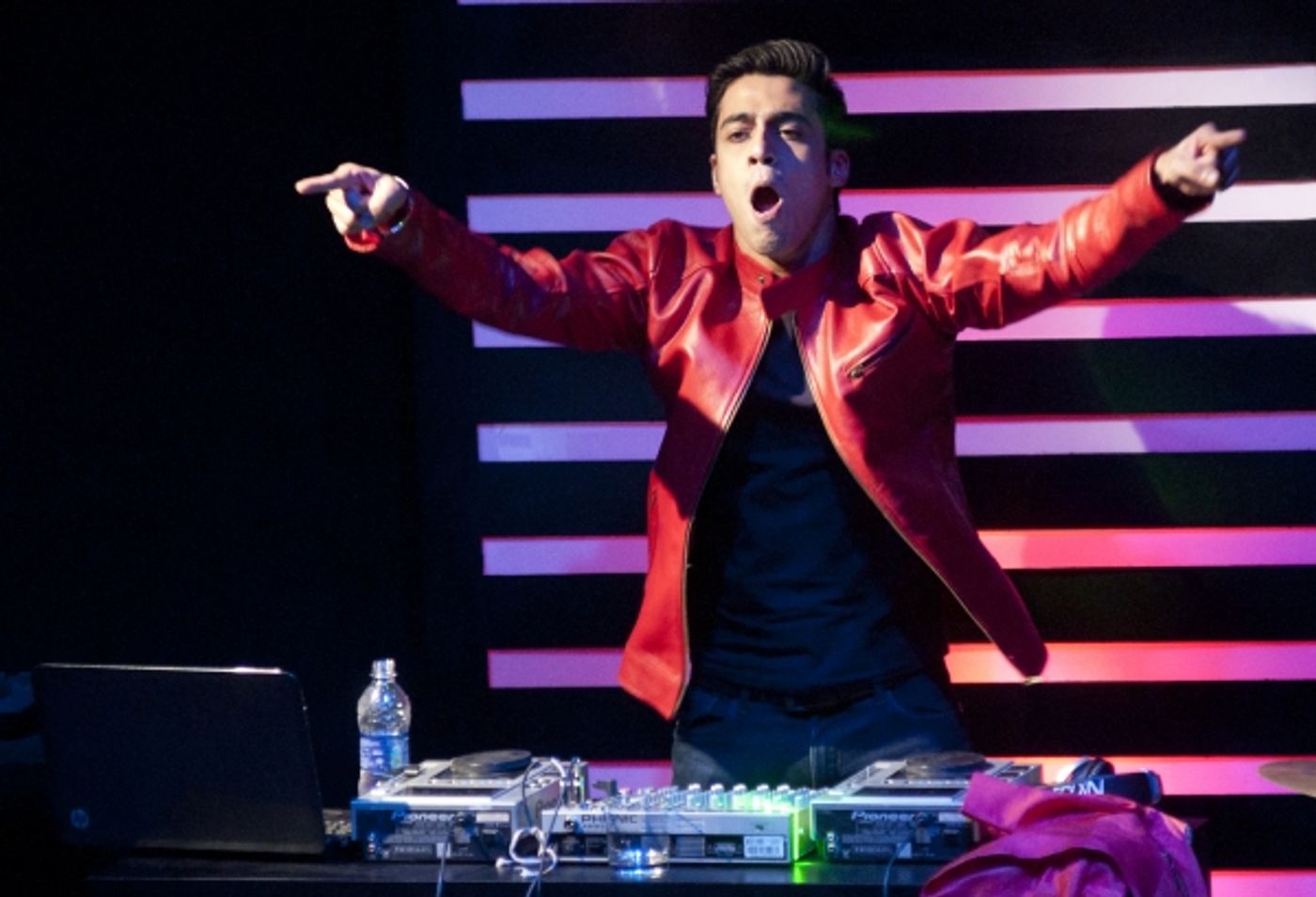 Photo Flash: CLUB DESIRE Opens at NCPA in Mumbai Image