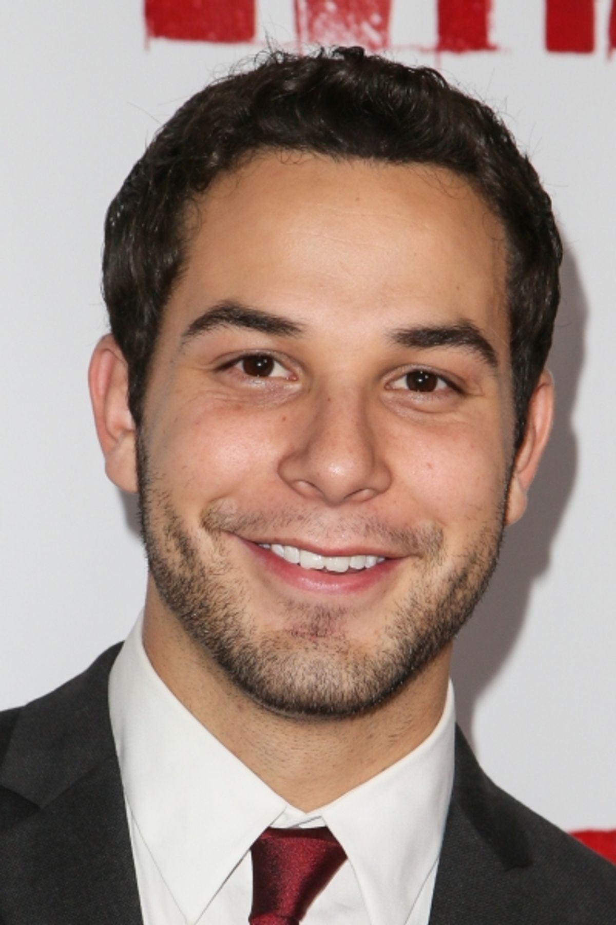 Skylar Astin at 