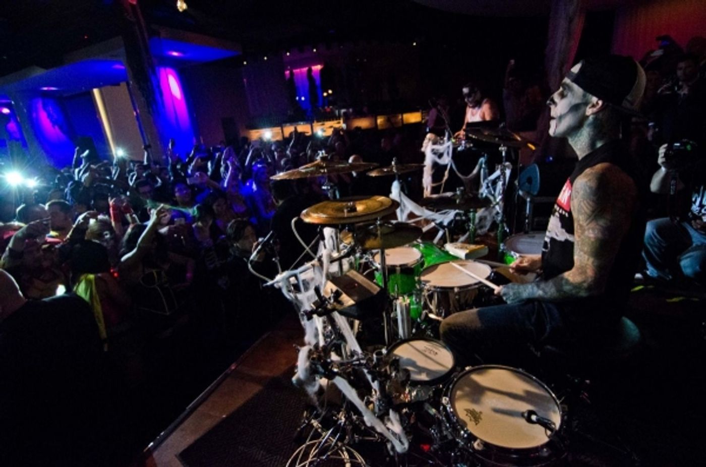 Photo Flash: Recap: Travis Barker and Mix Master Mike put on Spine-Tingling Mash-Up Set at PURE Nightclub - Saturday, Oct. 26 Image