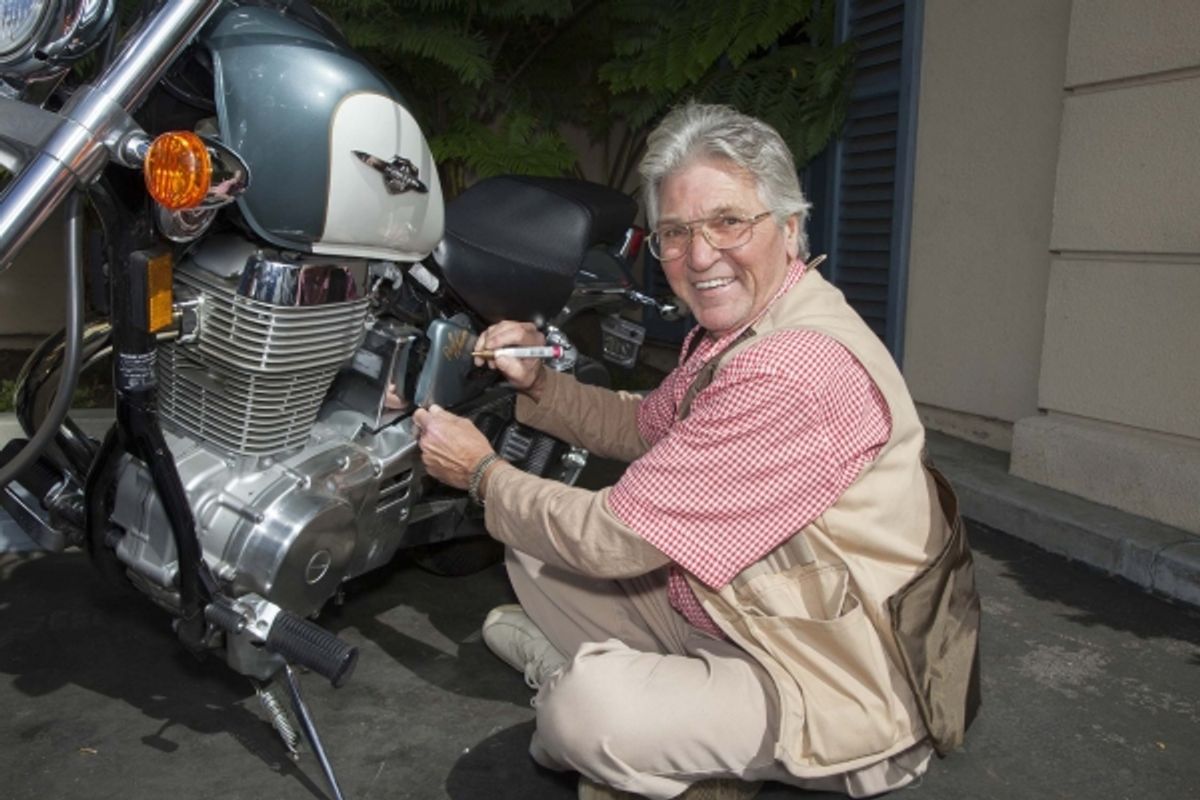 Paul Peterson (The Donna Reed Show) signs bike at 