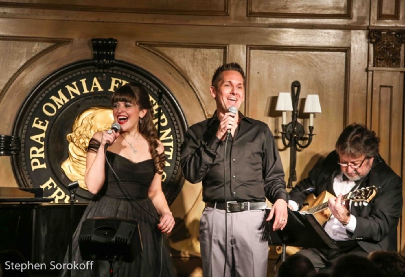 Photo Coverage: Neil Sedaka Attends Friars Tribute Show  Image