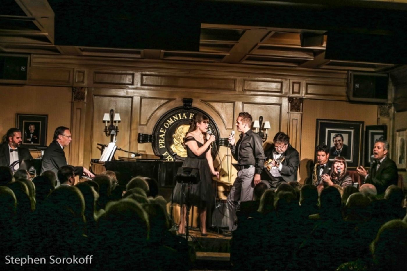 Photo Coverage: Neil Sedaka Attends Friars Tribute Show  Image