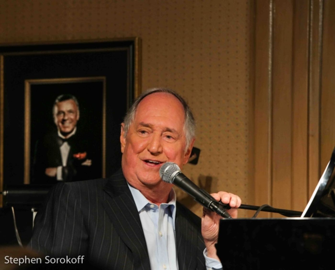 Photo Coverage: Neil Sedaka Attends Friars Tribute Show  Image