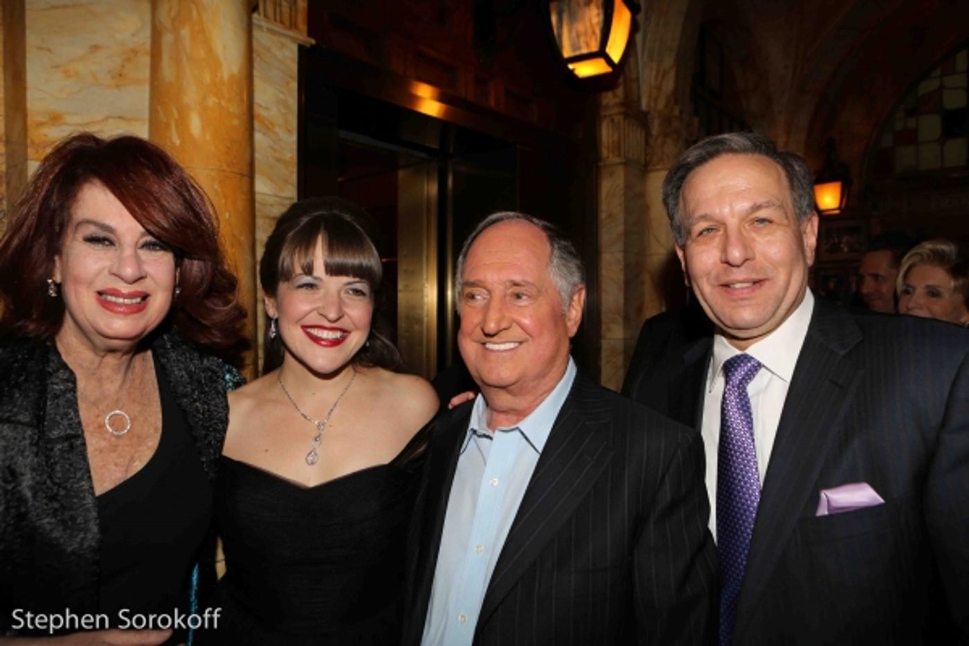 Photo Coverage: Neil Sedaka Attends Friars Tribute Show  Image