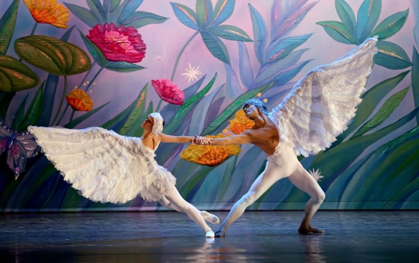 Photo Flash: First Look at Russian Ballet's GREAT RUSSIAN NUTCRACKER  Image