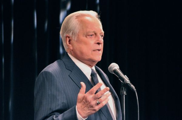 Robert Osborne Photo