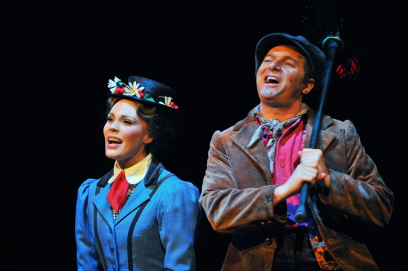 Photo Flash: First Look at Summer Naomi Smart & More in Marriott Theatre's MARY POPPINS  Image