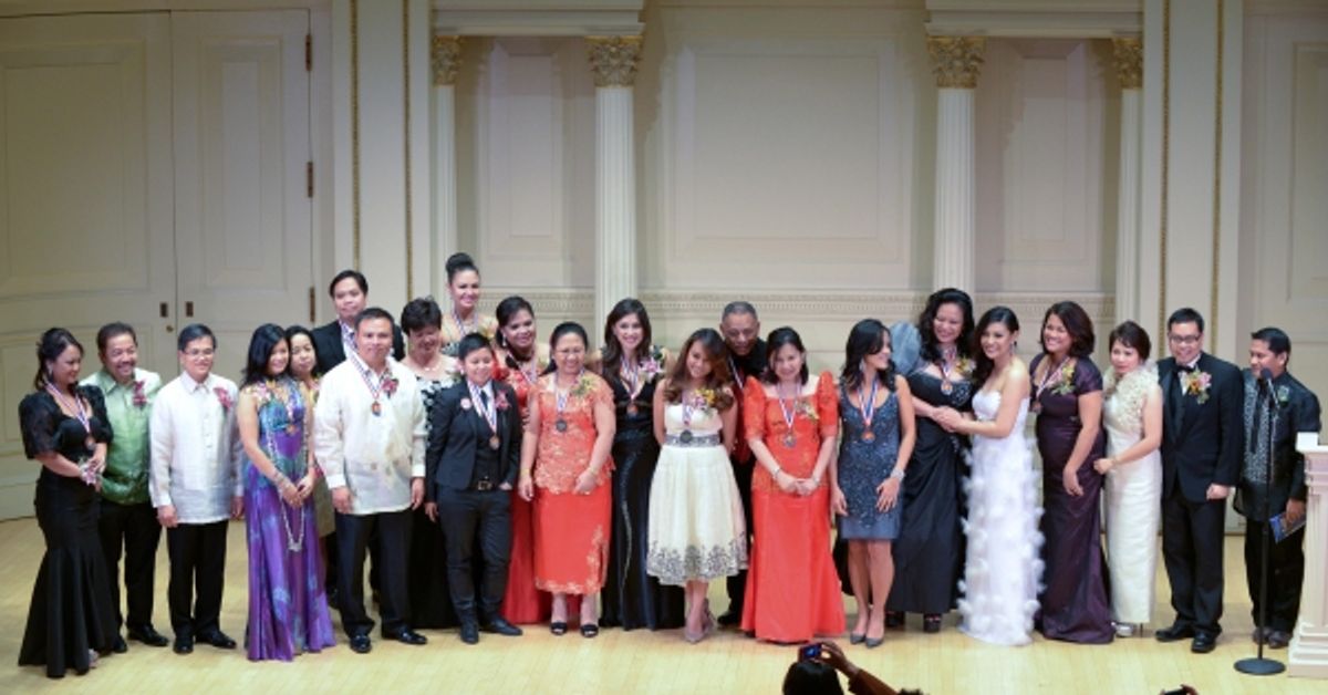 Lani Misalucha, awardees, board of directors at 