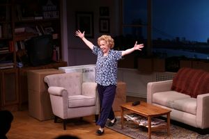 Debra Jo Rupp Photo
