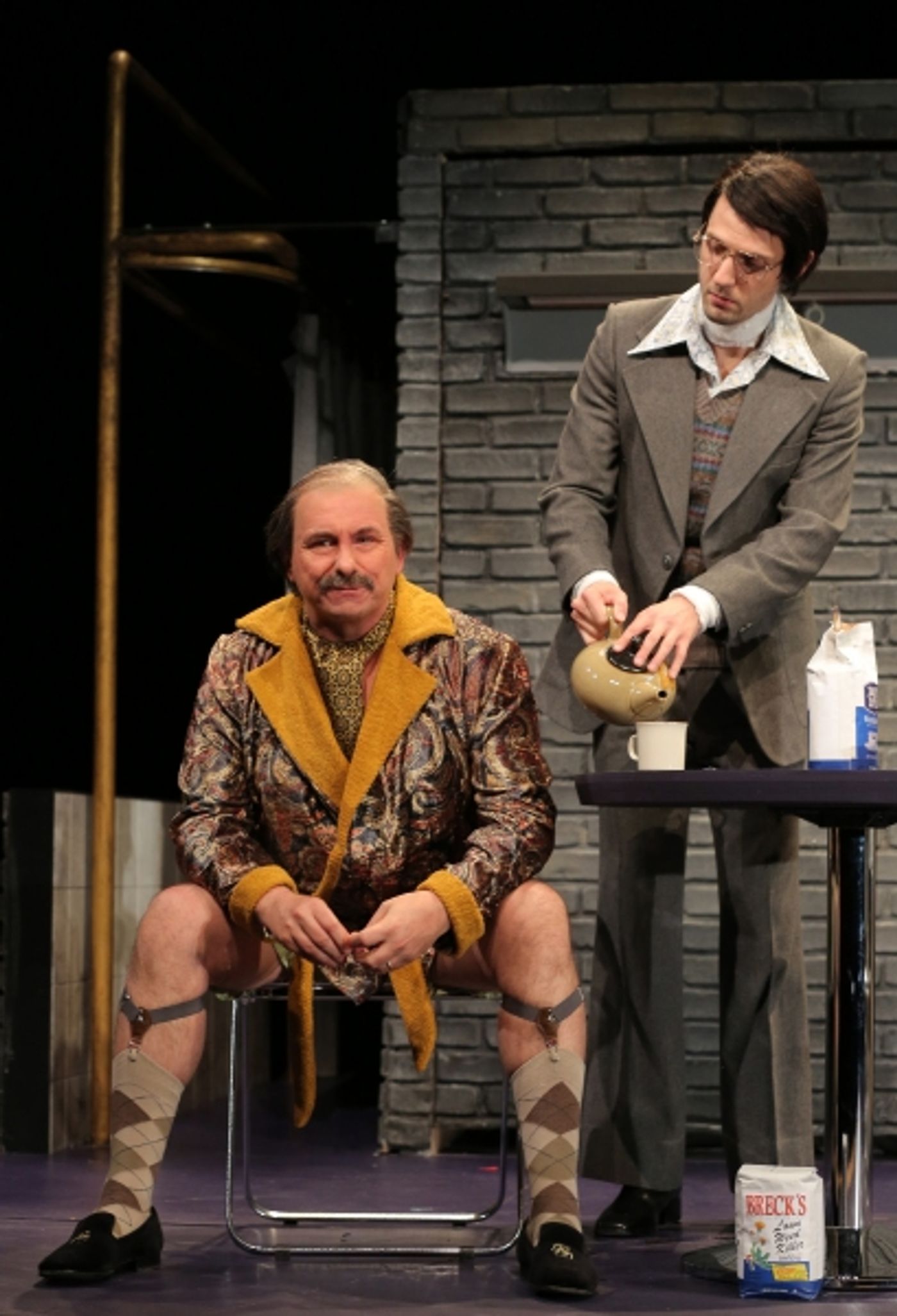 Photo Flash: First Look at Anthony Cochrane, Brenda Meaney and More in Yale Rep's OWNERS  Image