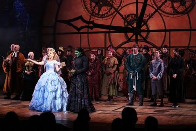 Alli Mauzey and Lindsay Mendez with the cast  Photo