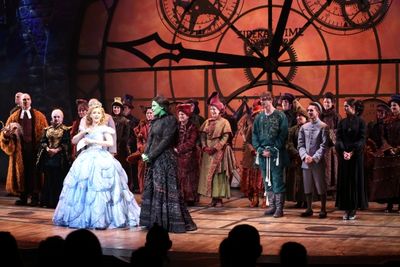 Alli Mauzey and Lindsay Mendez with cast  Photo