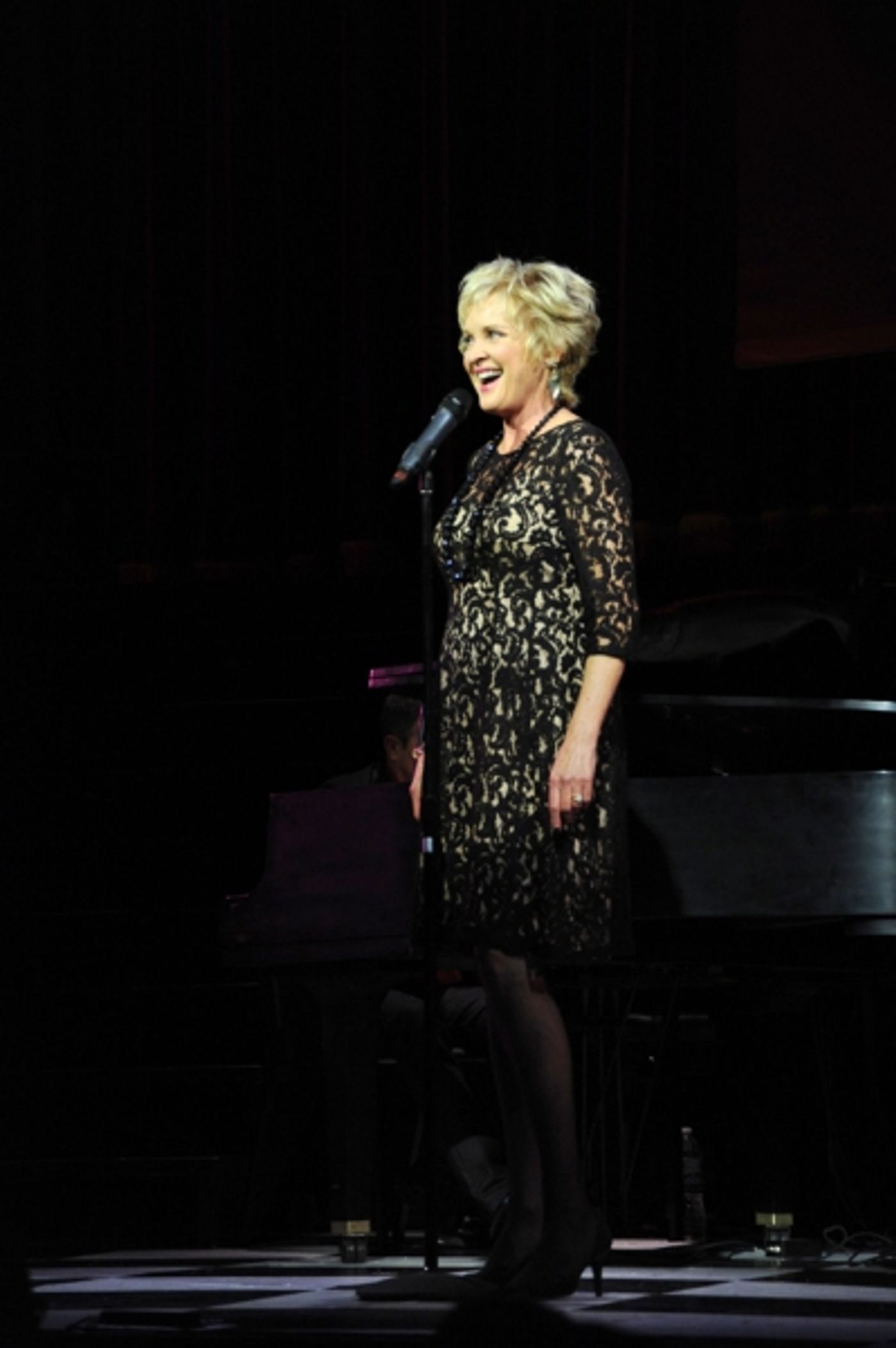 Photo Flash: Angela Lansbury Inducted into Bucks County Playhouse's Alumni Hall of Fame  Image