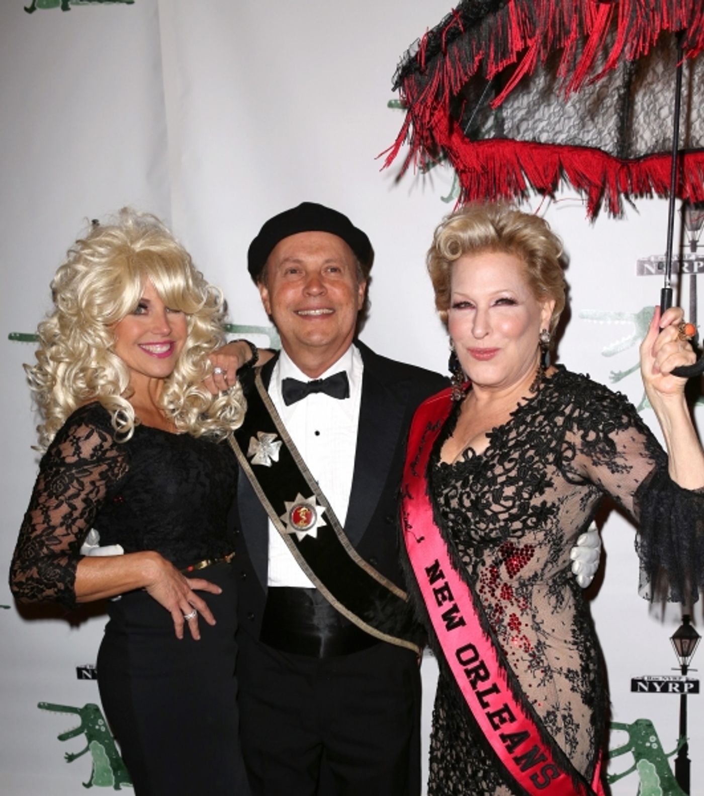 Photo Coverage: Billy Crystal, Katie Couric & More Celebrate HULAWEEN IN THE BIG EASY  Image