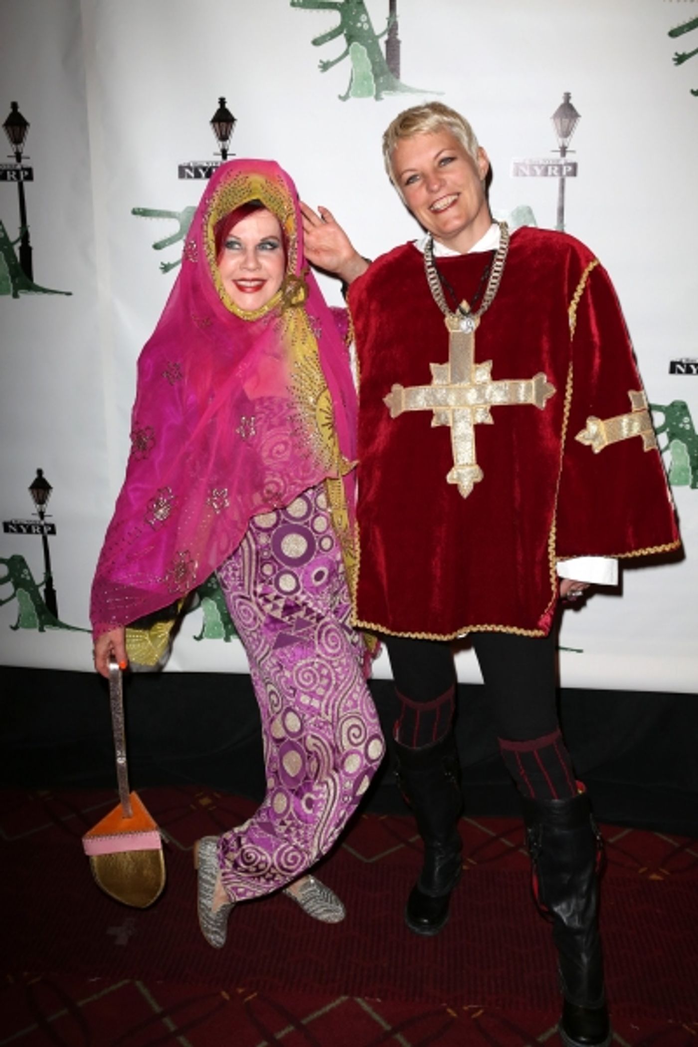 Photo Coverage: Billy Crystal, Katie Couric & More Celebrate HULAWEEN IN THE BIG EASY  Image