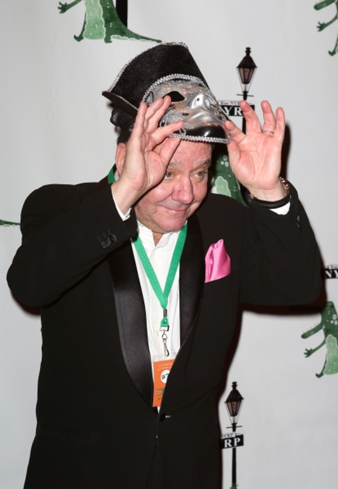 Photo Coverage: Billy Crystal, Katie Couric & More Celebrate HULAWEEN IN THE BIG EASY  Image