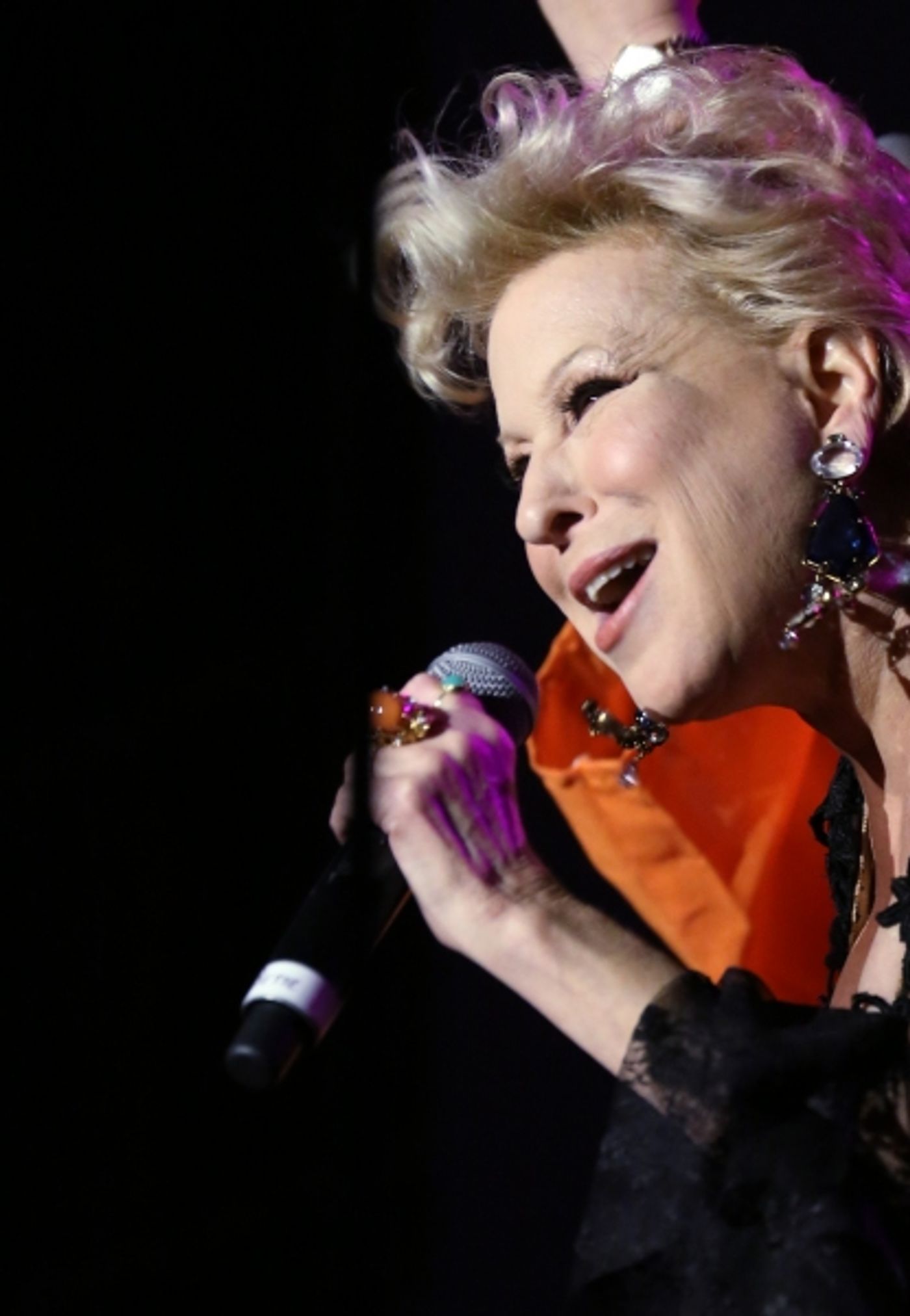 Photo Coverage: Inside the Ballroom at Bette Midler's HULAWEEN IN THE BIG EASY  Image