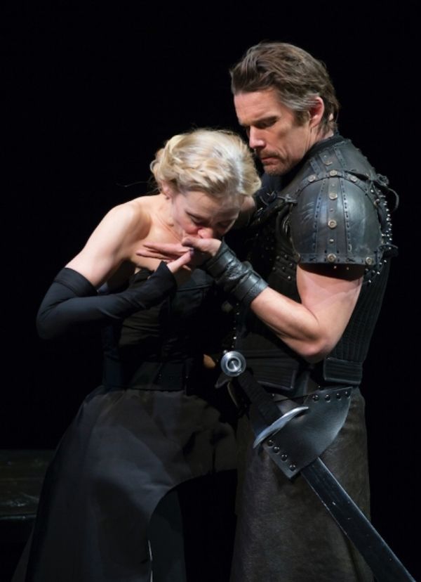 Anne-Marie Duff, Ethan Hawke Photo